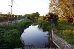 An evening view of the River Thame at Shabbington