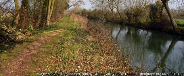 A sunny winter view of the Thames Cut angling venue near Clifton Lock
