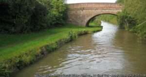 A view of the Oxford Canal fishery in Oxfordshire on a summer day